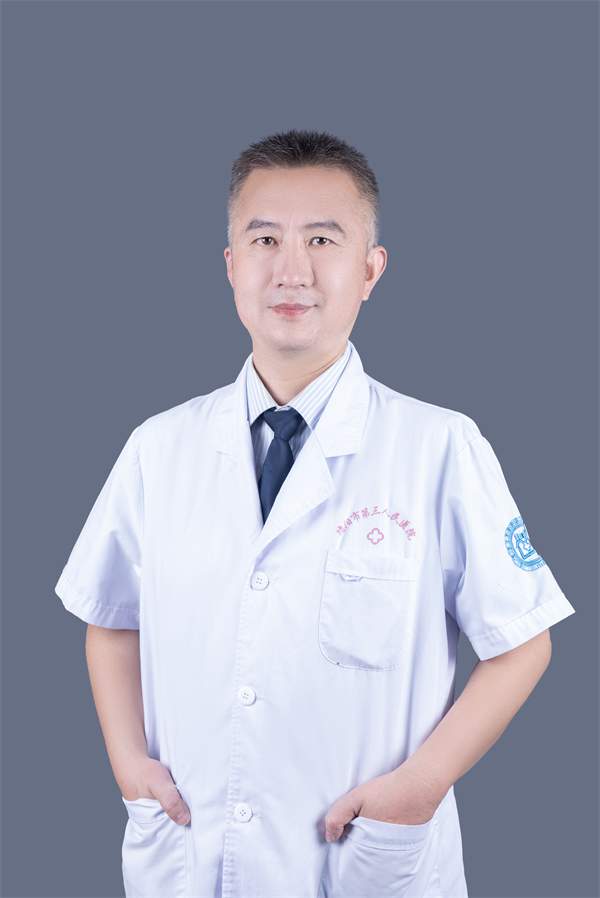 李勇
