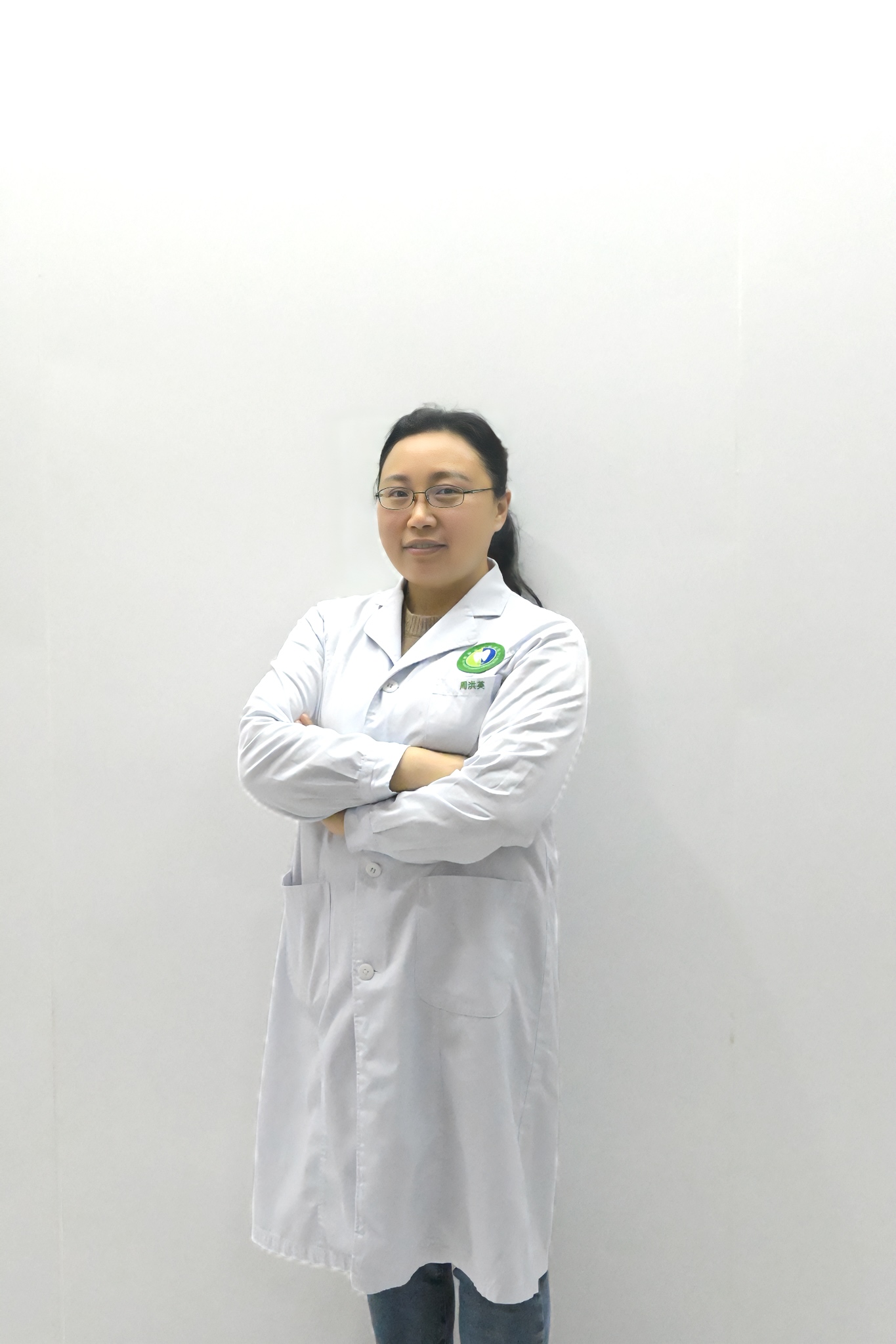 周洪英